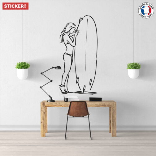 Sticker Surfeuse Debout